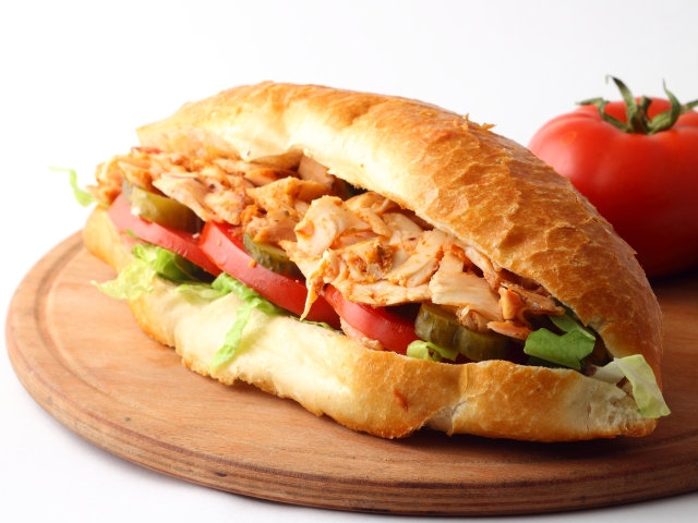 Yarım Ekmek Tavuk Döner (100gr)